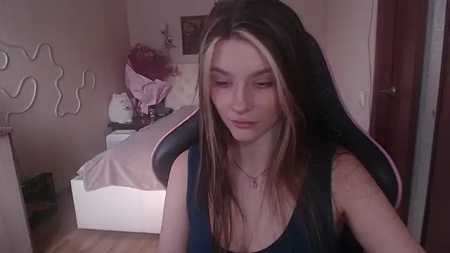 jeann elsaa online show from February 2025 06:23:01 PM