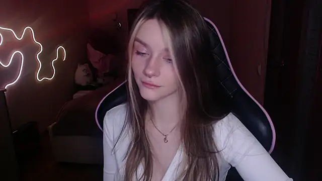 jeann elsaa online show from March 2025 09:16:01 PM