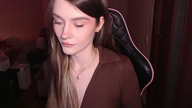 jeann elsaa online show from February 2026 11:14:02 PM