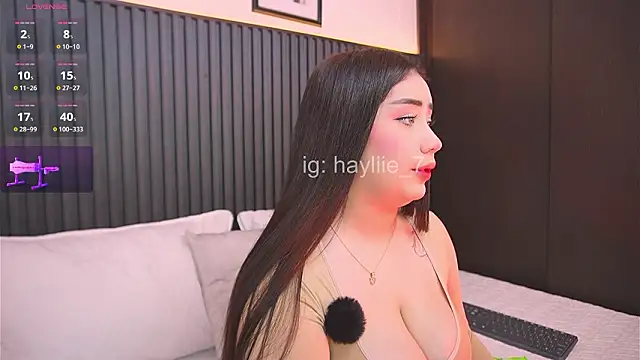 haylie  online show from March 2026 06:28:02 AM