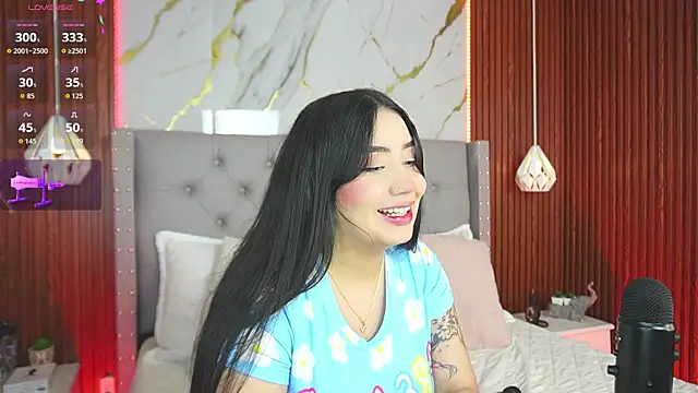 haylie  online show from October 2025 02:24:02 AM