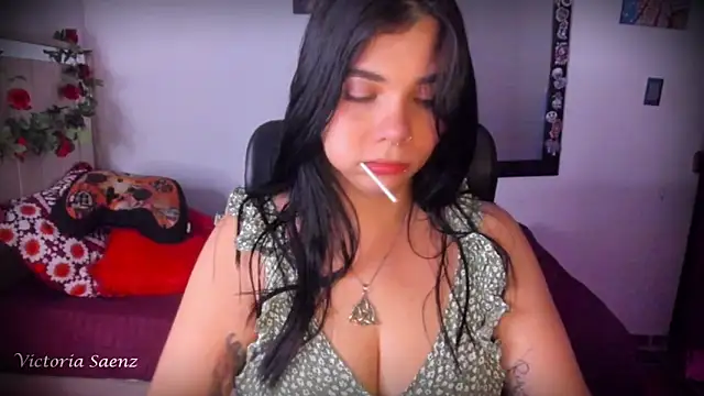victoriaasaenz  online show from June 2026 01:02:02 AM