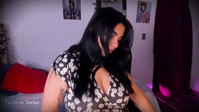 victoriaasaenz  online show from July 2026 12:55:02 AM