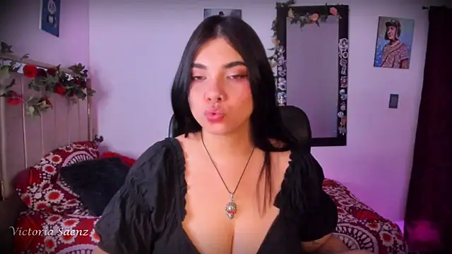 victoriaasaenz  online show from June 2026 12:54:01 AM