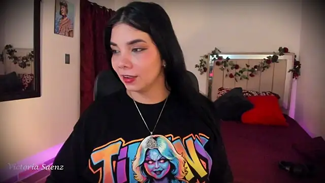 victoriaasaenz  online show from February 2026 12:33:02 AM