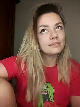 KrissSexi online show from December 2025 01:36:01 PM