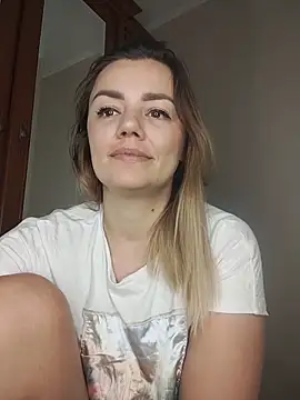 KrissSexi online show from December 2025 04:57:02 AM