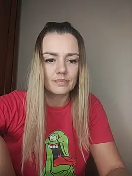 KrissSexi online show from December 2025 08:57:02 PM