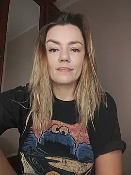 KrissSexi online show from November 2025 07:18:01 AM