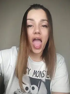 KrissSexi online show from March 2026 07:25:01 PM