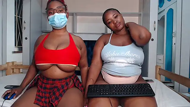 SexyAmeena2002 online show from January 2026 09:29:01 PM