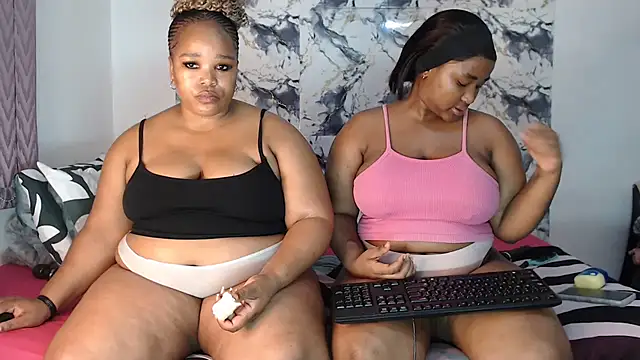 SexyAmeena2002 online show from May 2026 09:11:02 PM