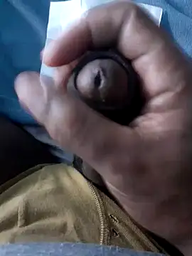 Snapshot of ManBlackhot chatting on January 2025 01:46:01 PM ManBlackhot online show from January 2025 01:46:01 PM