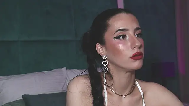 AmeliaJune online show from June 2026 08:25:02 PM