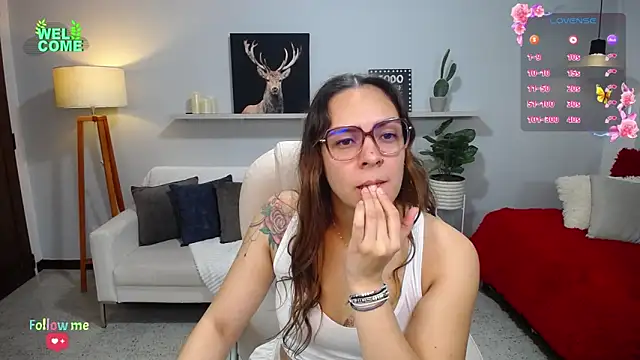Bianca     online show from October 2025 01:04:02 AM