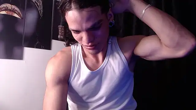 Snapshot of AlbertBernal69 chatting on October 2025 03:42:02 AM AlbertBernal69 online show from October 2025 03:42:02 AM