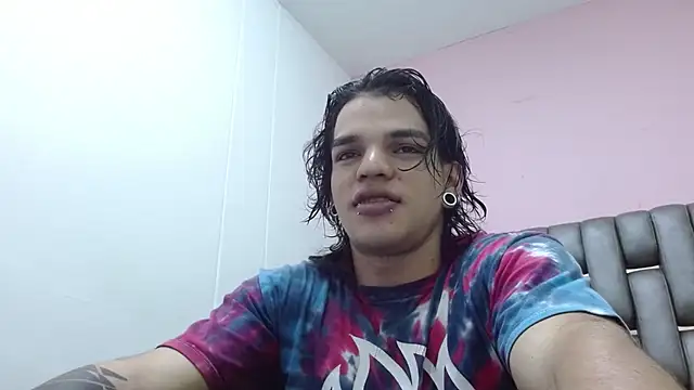 Snapshot of AlbertBernal69 chatting on September 2025 03:13:02 AM AlbertBernal69 online show from September 2025 03:13:02 AM