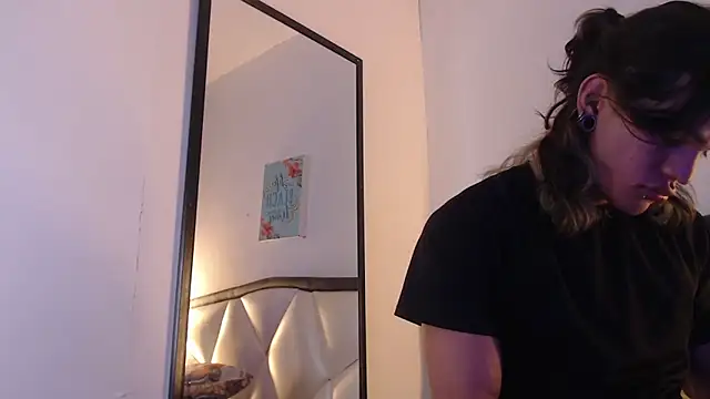 Snapshot of AlbertBernal69 chatting on November 2025 04:11:01 AM AlbertBernal69 online show from November 2025 04:11:01 AM