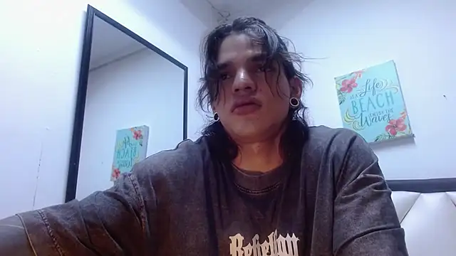 Snapshot of AlbertBernal69 chatting on September 2025 03:40:02 AM AlbertBernal69 online show from September 2025 03:40:02 AM