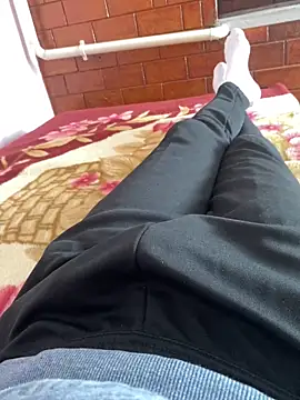 mihaixxx1 online show from April 2026 12:34:01 PM