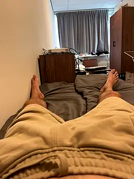 mihaixxx1 online show from September 2025 03:02:01 PM