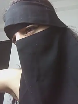 Snapshot of KHALIJIA-ARABIA-couple chatting on December 2025 01:16:02 PM KHALIJIA-ARABIA-couple online show from December 2025 01:16:02 PM