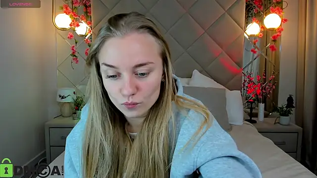 Barbie Lis online show from November 2025 01:06:01 AM