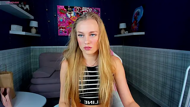 Barbie Lis online show from January 2025 11:43:01 PM