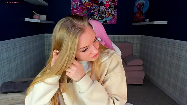 Barbie Lis online show from November 2025 01:28:01 AM