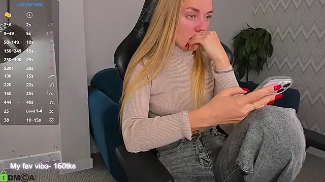 Barbie Lis online show from October 2025 12:03:01 AM