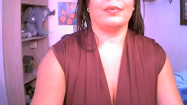 ChiaraFioree online show from April 2026 08:04:02 PM
