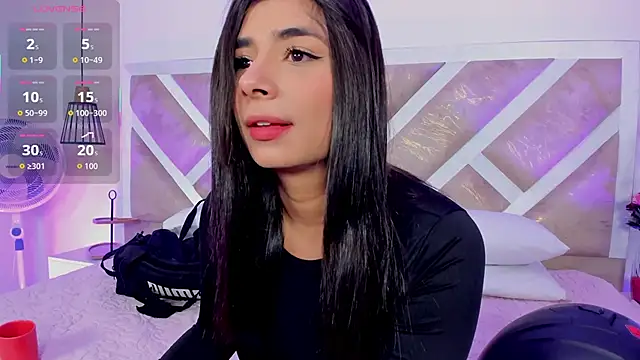 ZiaCalifa online show from March 2026 11:38:02 AM