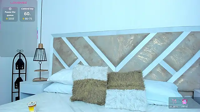 ZiaCalifa online show from February 2026 11:52:01 AM