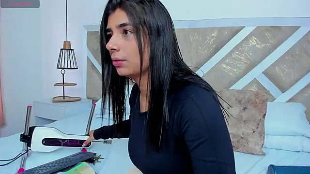 ZiaCalifa online show from February 2026 12:59:02 PM