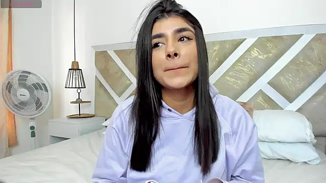 ZiaCalifa online show from February 2026 12:38:02 PM