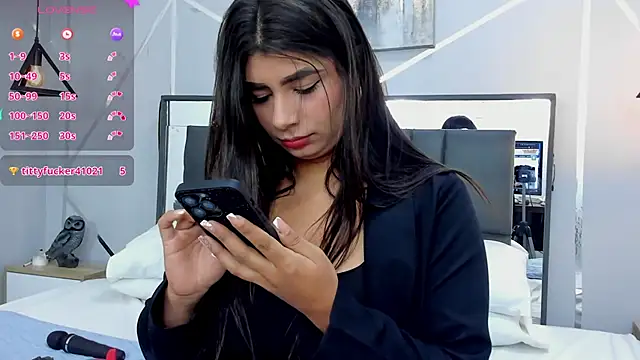 ZiaCalifa online show from March 2025 12:45:01 PM