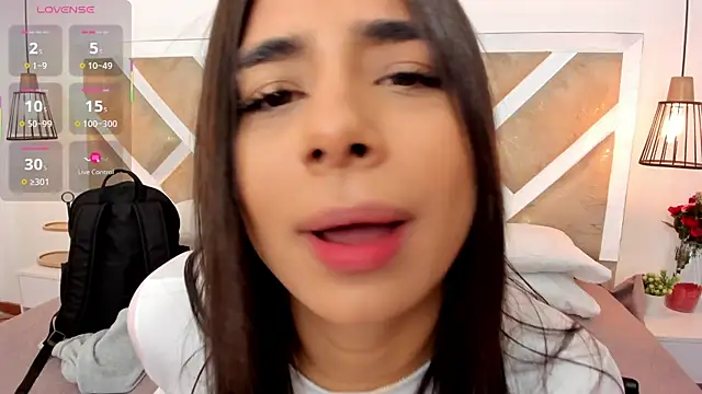 Snapshot of ZiaCalifa chatting on July 2026 11:54:01 AM ZiaCalifa online show from July 2026 11:54:01 AM
