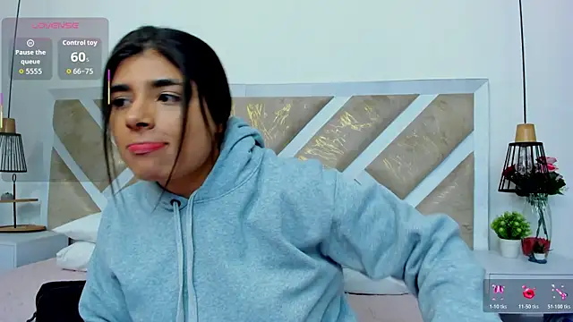 ZiaCalifa online show from March 2026 10:55:02 AM