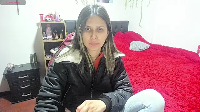 lauren ashlee online show from December 2025 12:11:02 AM