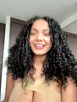 Mariecurl online show from October 2025 09:00:01 PM