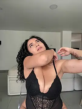 Mariecurl online show from March 2026 07:08:02 PM