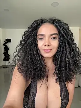 Mariecurl online show from March 2026 07:26:02 PM