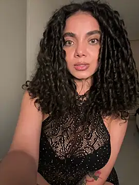 Mariecurl online show from February 2026 11:27:01 PM