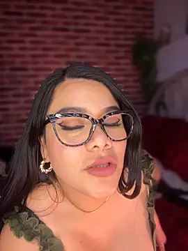 Insane Issa online show from January 2025 10:59:01 PM