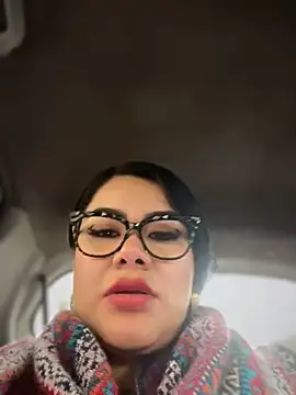 Insane Issa online show from January 2025 10:22:01 PM