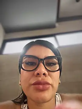 Insane Issa online show from March 2025 10:02:02 PM