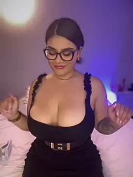 Insane Issa online show from March 2025 08:49:01 PM