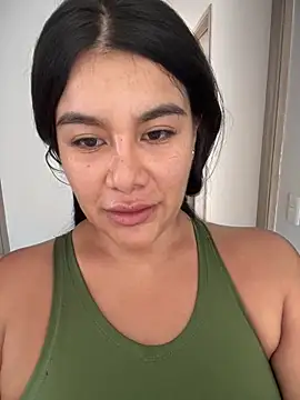 Insane Issa online show from June 2026 08:39:01 PM