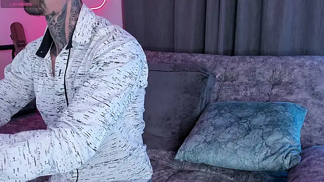 Snapshot of Mark_Kamper chatting on September 2025 11:42:01 PM Mark Kamper online show from September 2025 11:42:01 PM