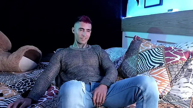 Snapshot of Mark_Kamper chatting on December 2024 12:07:02 AM Mark Kamper online show from December 2024 12:07:02 AM